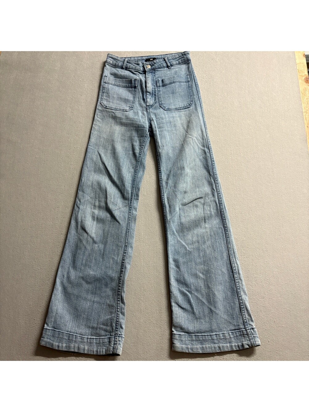 H&M Wide Leg Flare Jeans Womens Size 4 Light Blue Wash Stretch Patch Pockets